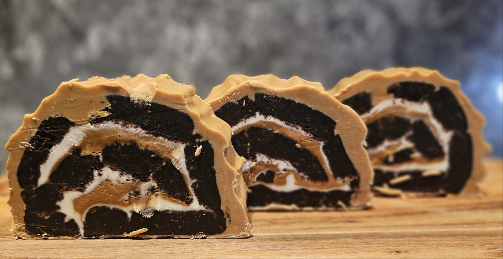 Biscoff & White Chocolate roll
