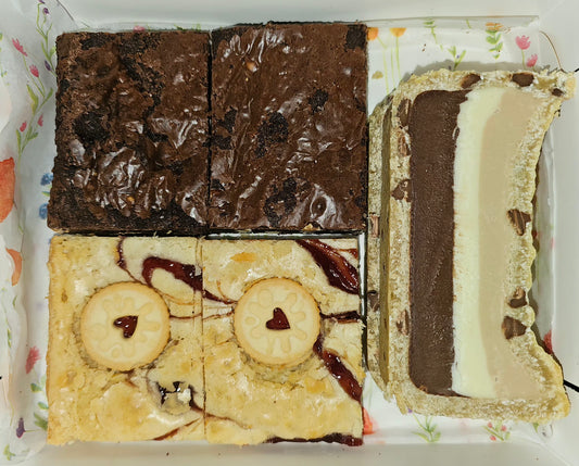 👉 Box of 6 – Mixed Favourites (Chocolate, Jammie Dodger & Kinder Loaf) 🍫🍪